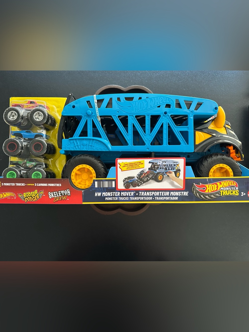 Hot Wheels Monster Mover Transporter With 3 Cars